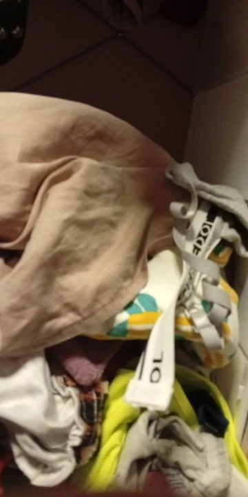 Y2K Aesthetic Zipper Crop T-Shirt - Summer 2024 Collection photo review