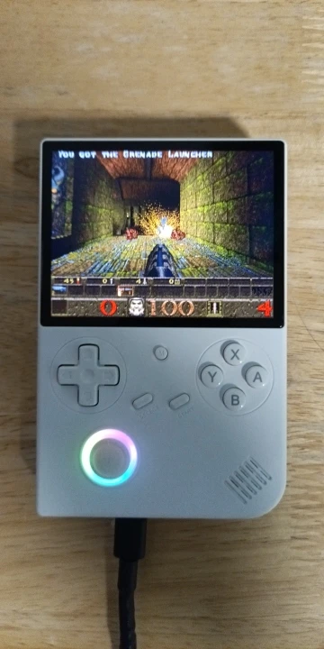 ANBERNIC RG40XX V photo review