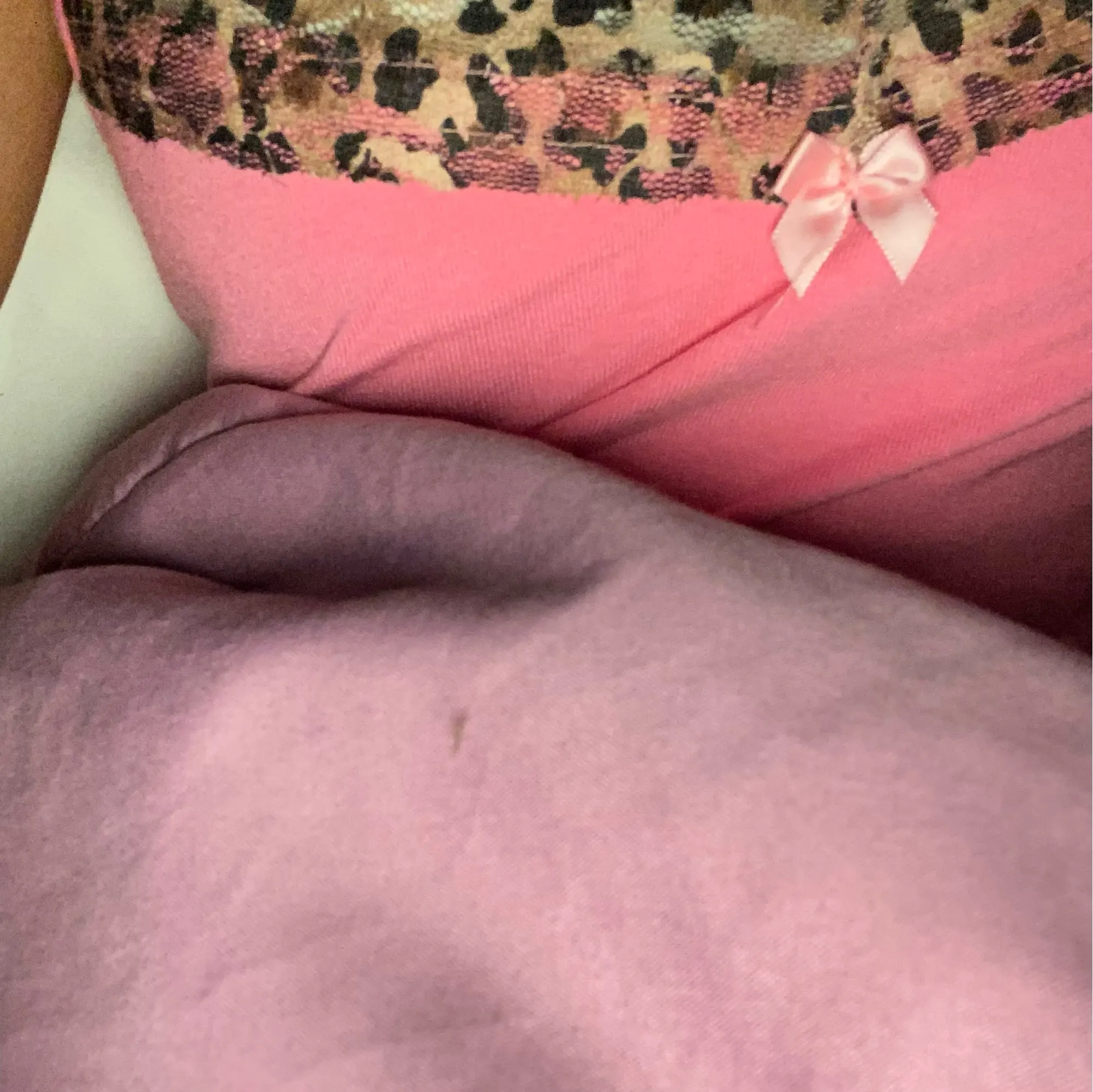 Cuteandpsycho Vintage Leopard Patchwork Camisole Sleeveless Y2K Sexy Bow Pink Clothes Fashion Retro 90s Women's Crop Outfits photo review