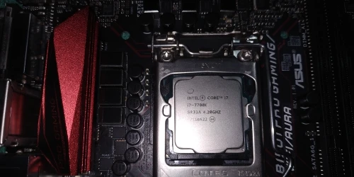 Intel Core i7-7700K i7 7700K 4.2 GHz Quad-Core Eight-Thread CPU Processor 8M 91W LGA 1151 photo review