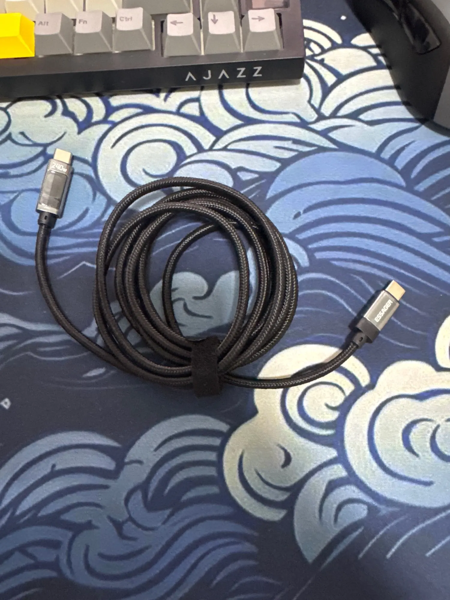 Essager 240W USB Type C To USB C Cable 100W PD 3.1 Fast Charging Charger Wire For iPhone 15 Pro max Macbook Pro Xiaomi Samsung photo review