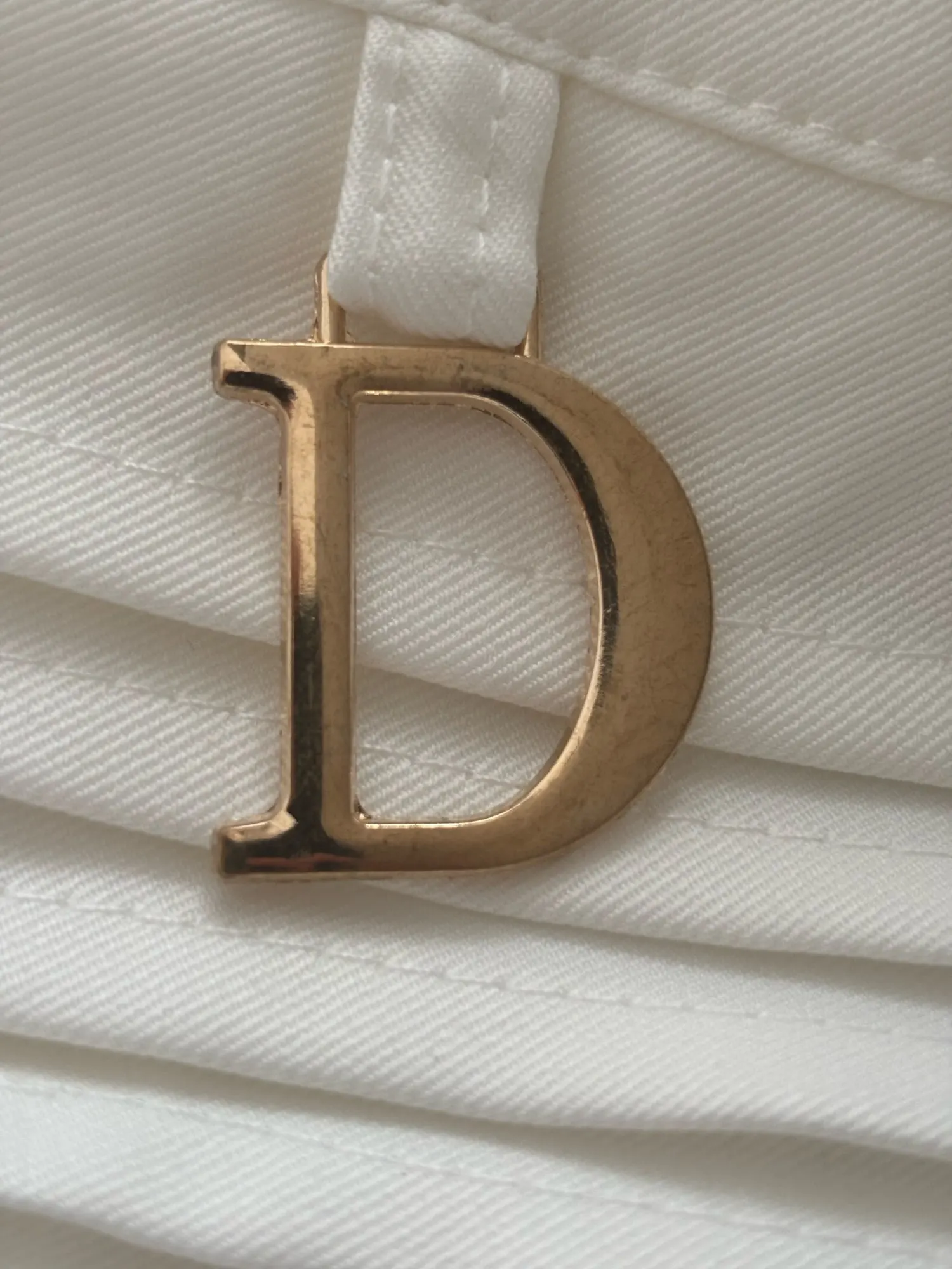 Elegant Black A-Line Mini Skirt with Sequined Design photo review