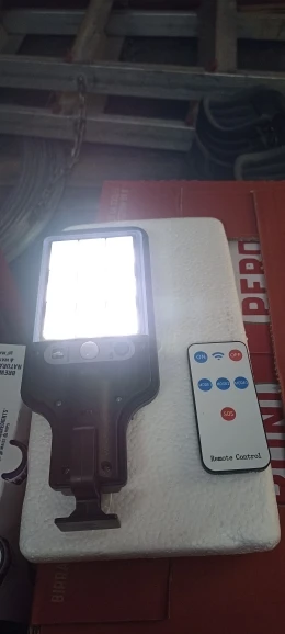 15000LM Irradiation 500㎡ Solar Light for Outdoor Sunlight Motion Sensor IP65 Waterproof Garden Street Wall External Solar Lamp photo review