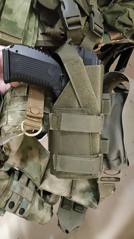 Taktisches MOLLE-Waffenholster photo review