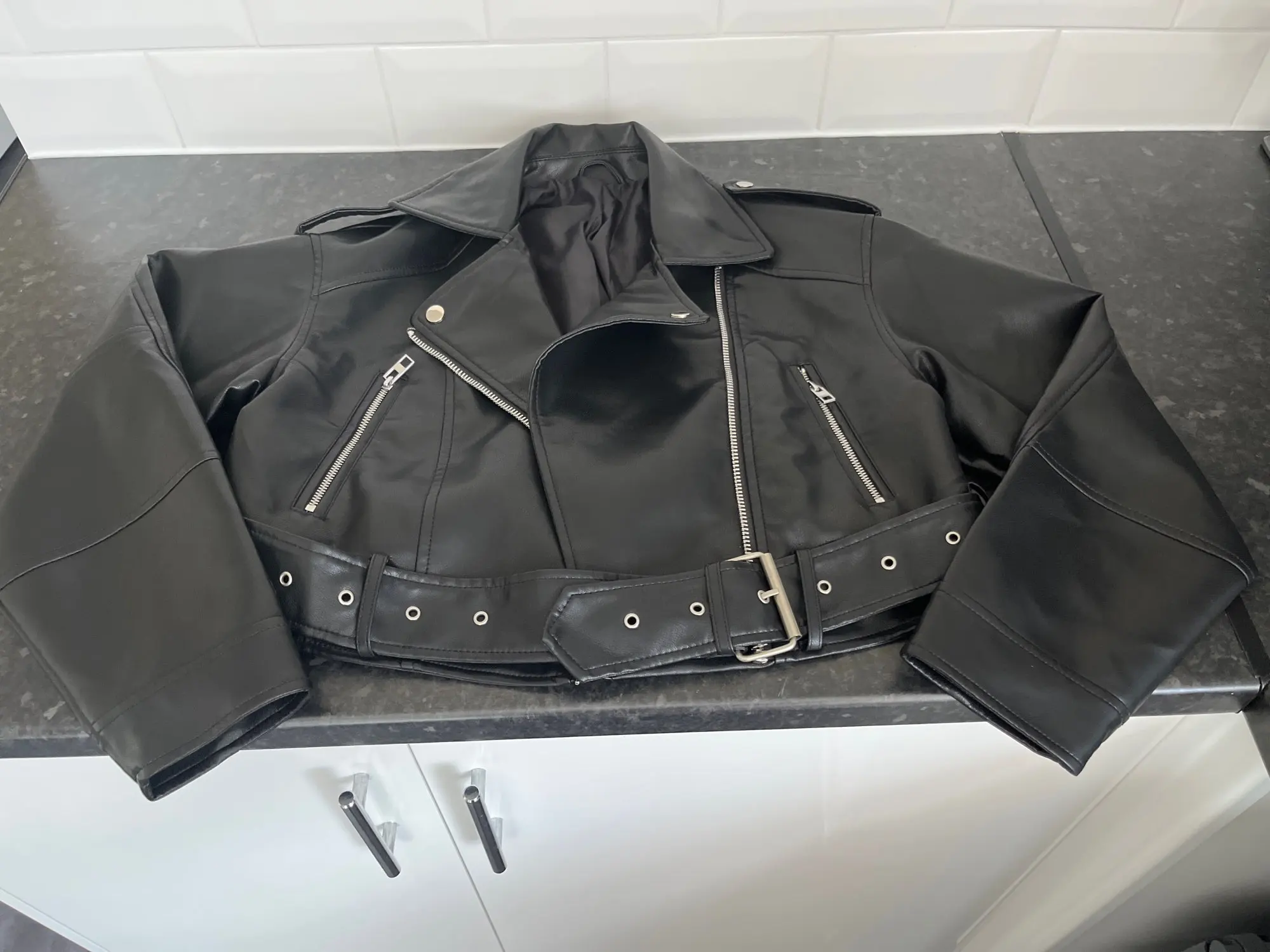 Ailegogo Faux Leather Short Jacket photo review