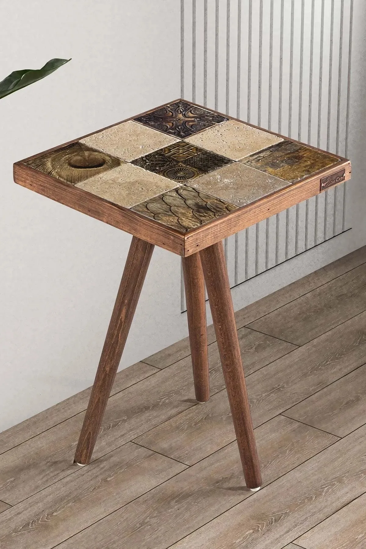

Декоративный кофейный столик bluecape из натурального дерева, 32x32 см