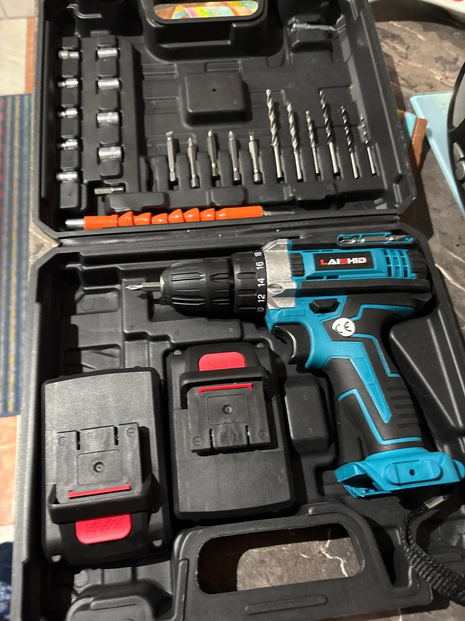 Cordless Impact Screwdriver Handheld Drill Power Tool 32 Torque Setting 2 Gear Speed Electric Screwdriver With 2 Batteries photo review