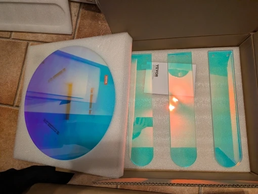 SucceBuy Round Iridescent Side Table Acrylic End Table Clear Rainbow Acrylic Coffee Table for Food Book Used in Living Room photo review