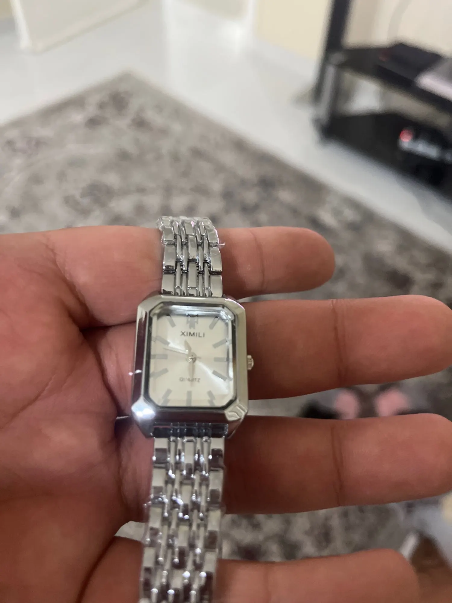 Women's 32mm Square Quartz Watch photo review