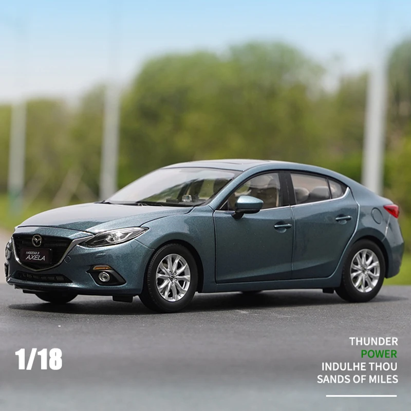 Changan Coche de simulación de aleación modelo Mazda Axela 3 para niños