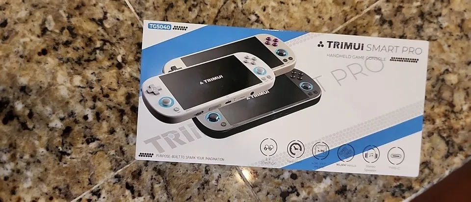 Retroid Pocket 5 Handheld Game Console photo review