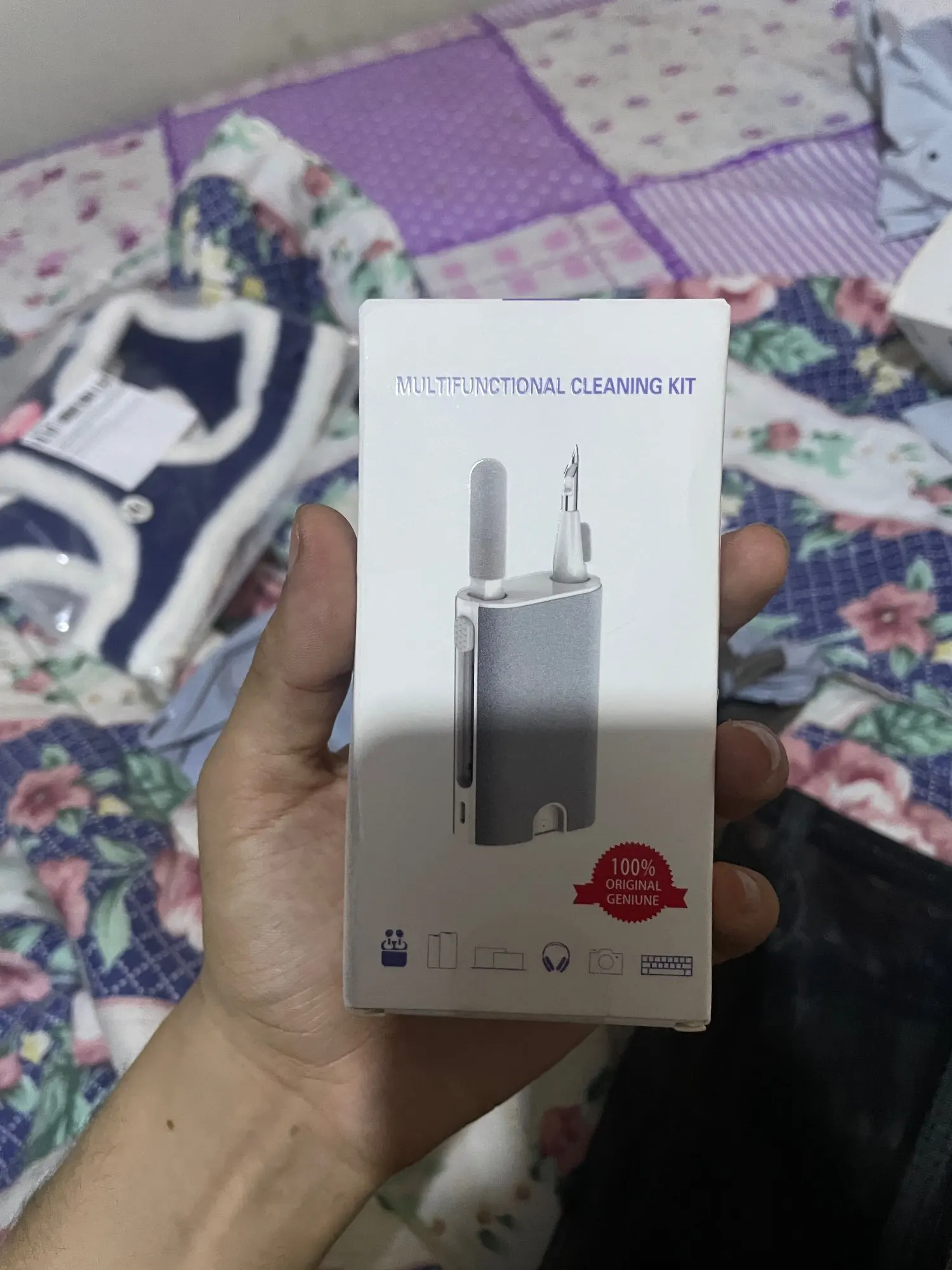 5 in 1 Phone Screen Cleaning Tools with Spray Port Portable phone Cleaning photo review