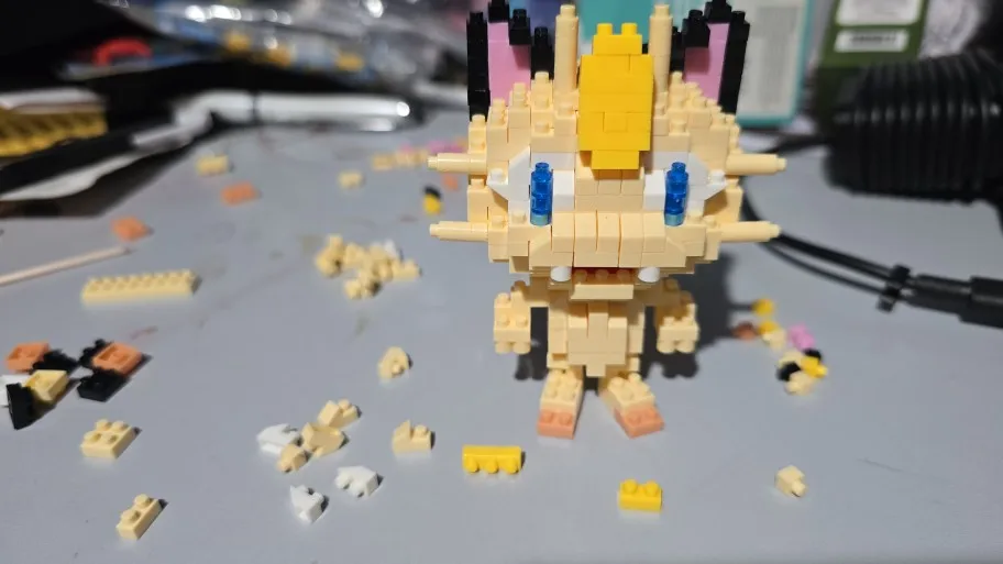 DIY Pokemon Blocks Small Cartoon Mini Building Block Pikachu Charizard Eevee Mewtwo Anime photo review