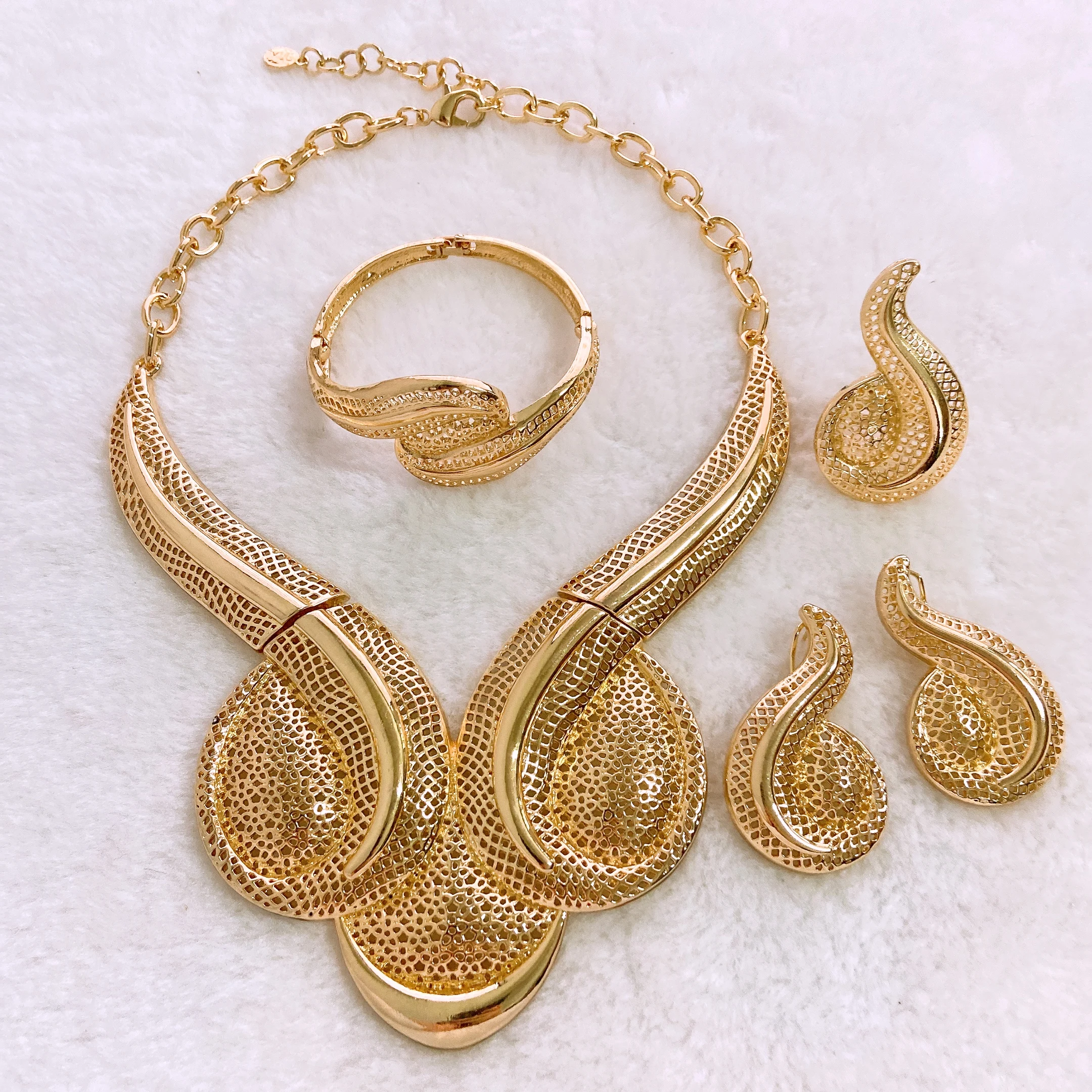 Italian Women Jewelry Set Large Necklace Gold Plated Original Gold Color Luxury Dubai Wedding Jewelry Gift