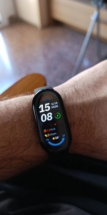 Versión global Xiaomi Smart Band 9 Pantalla AMOLED de 1,62 pulgadas 21 días de duración de la batería Admite más de 150 modos deportivos 5ATM Bluetooth 5.4 photo review