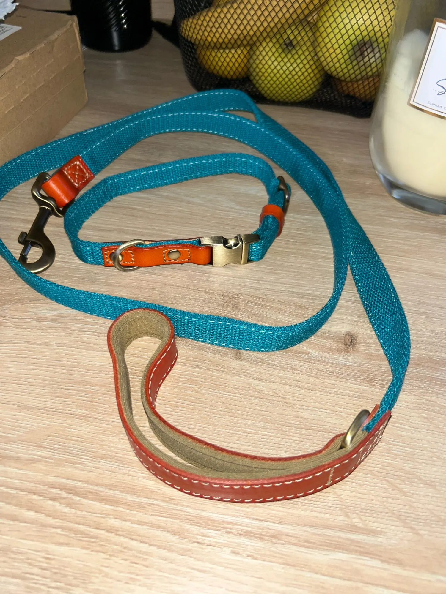 Pet Walk Essentials: Stylish Collar and Leash Set for Your Pug's Daily Walks photo review