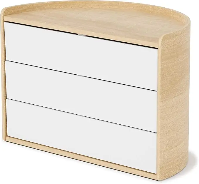 White/natural storage box. Simple and functional design, ideal for organizing small items. Stylish addition to any room decor. 3