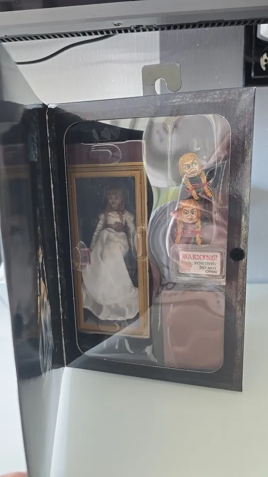 Annabelle Comes Home Collector's Edition | Articulated Action Figure