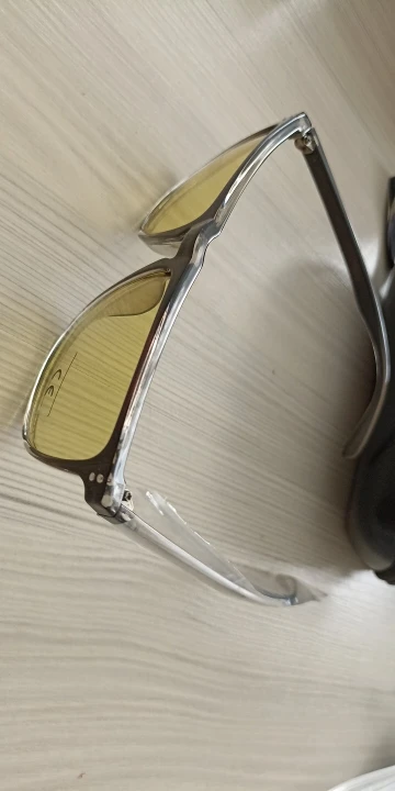 Square Photochromic Polarized Sunglasses - Day Night Vision photo review