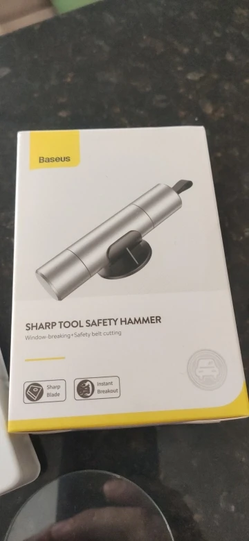 Baseus Car Safety Hammer photo review