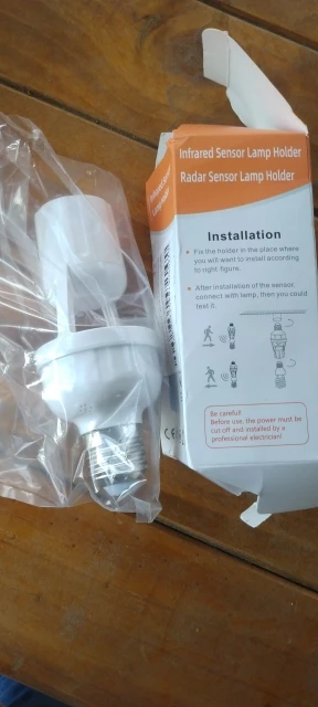 1-4pcs LED Wireless Sensor Night Light EU US Plug Mini Square Night photo review