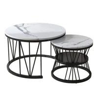 Ensemble de 2 tables basses rondes Superaly, table d'appoint empilable avec cadre en métal noir en forme de V et motif marbré, table de canapé moderne 1