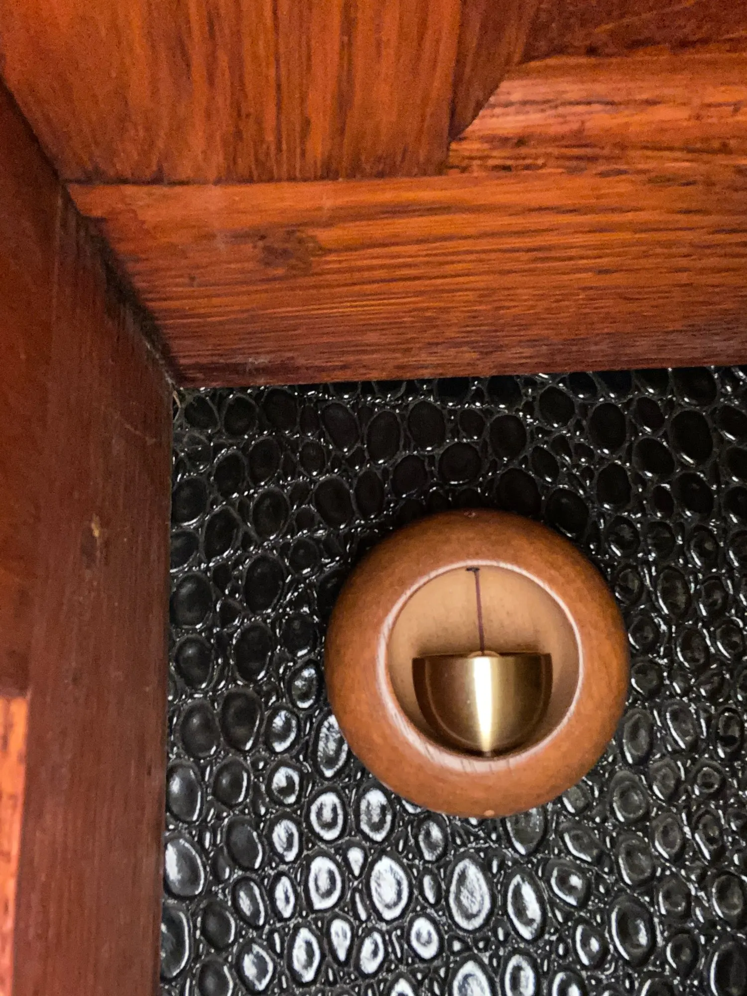 Wireless Shopkeeper's Doorbell with Wooden Wind Chimes photo review