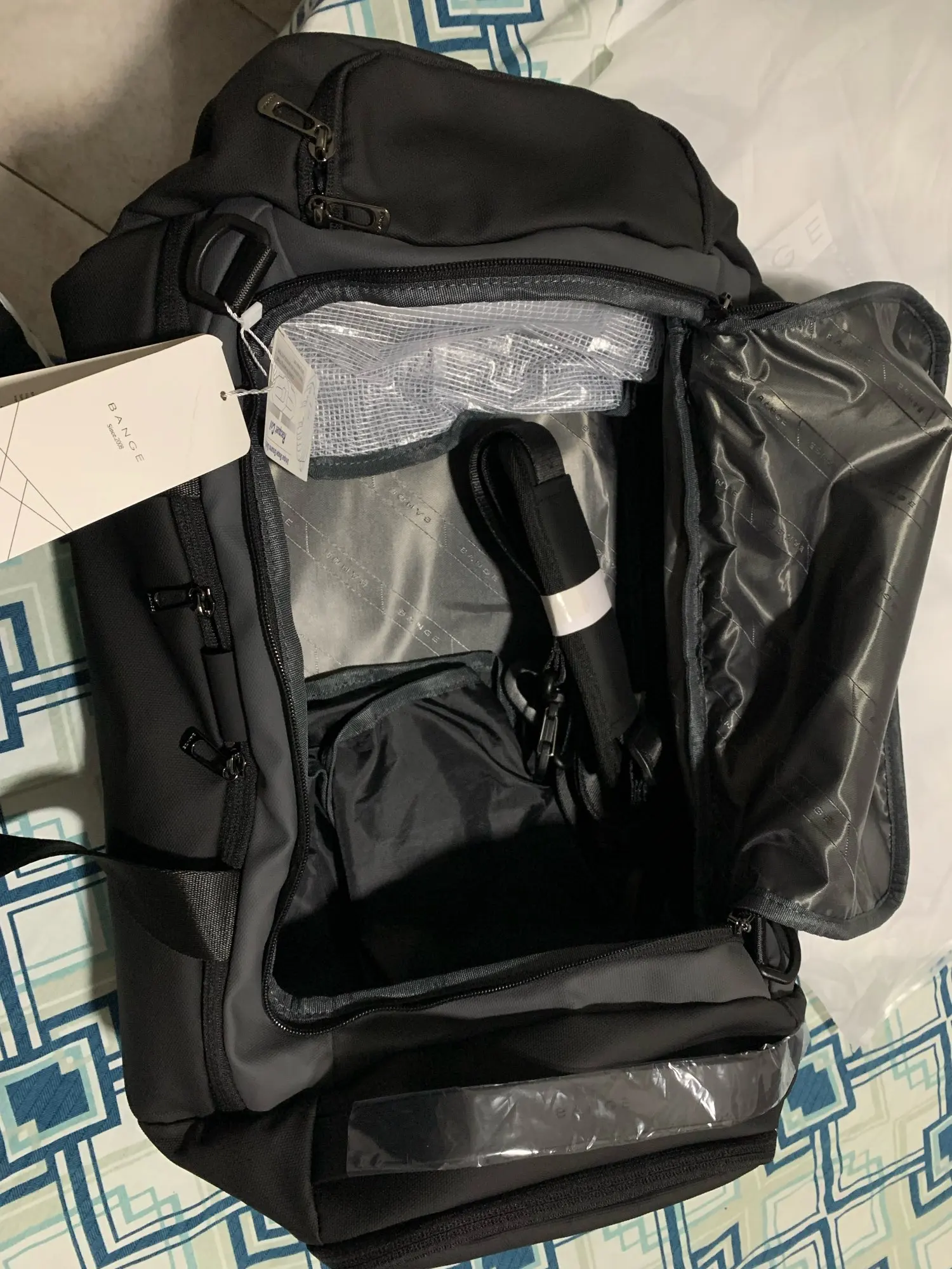 Gym Clothes Bag Backpack With Wet Compartment Traveler Duffle Bag