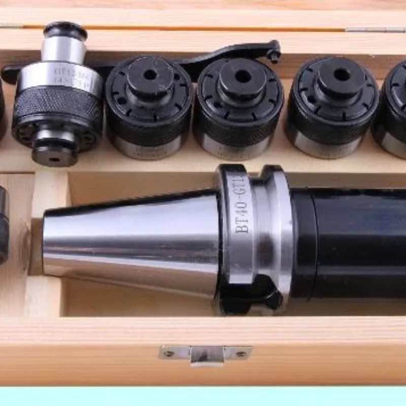 Патрон резьбонарезной с хвостовиком