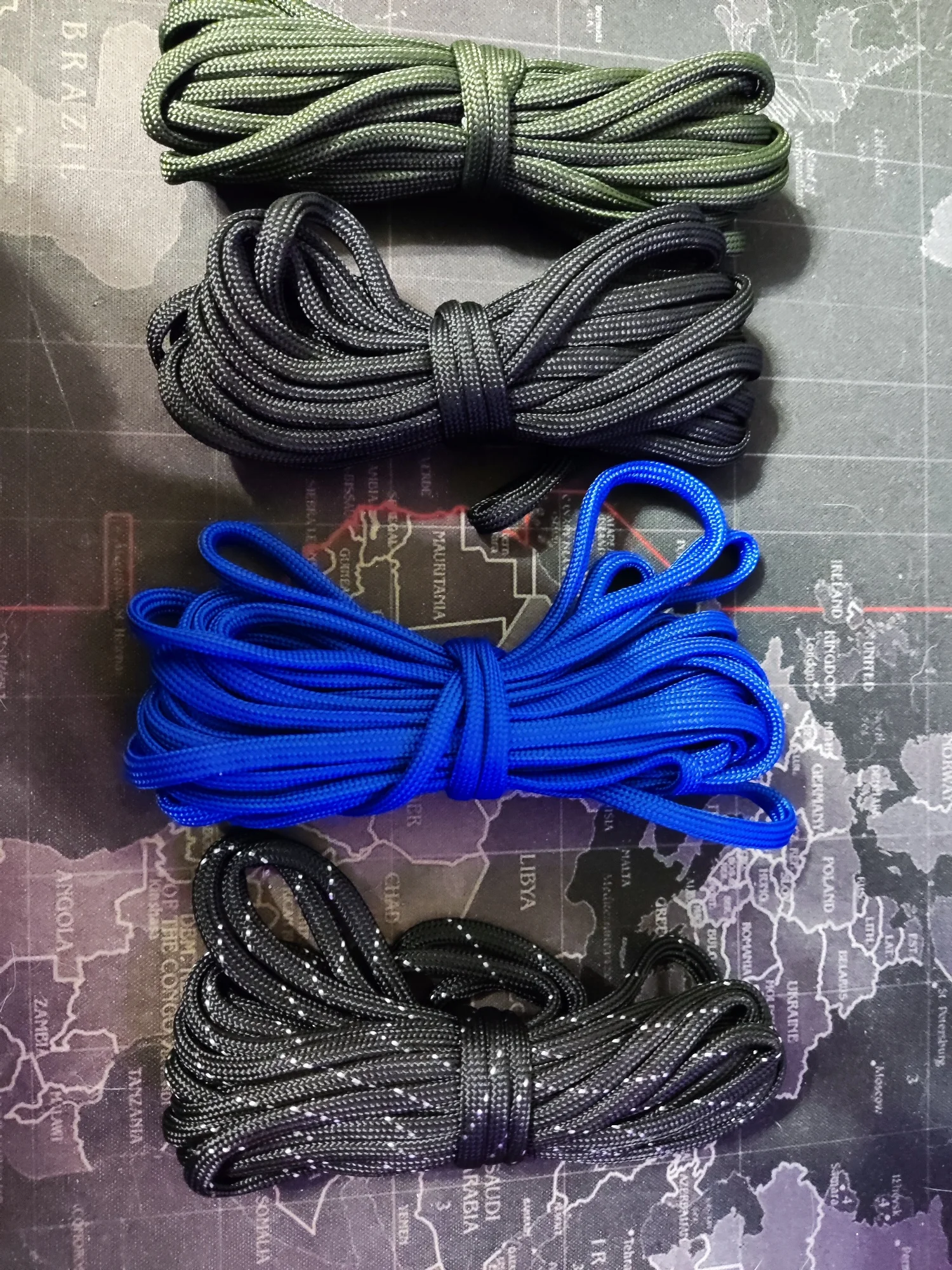 5 Meters Dia.4mm 7 Stand Cores Parachute Cord Lanyard Outdoor Camping photo review