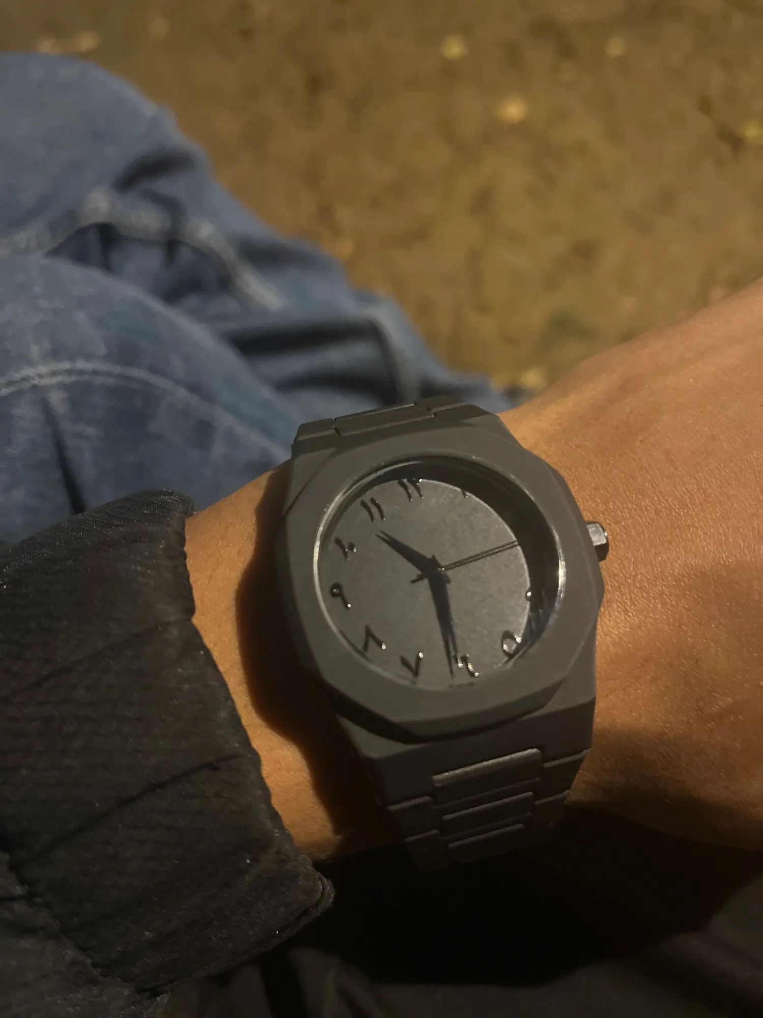 Premium Arabic Aura – Premium Men’s Stylish Wrist Watch (Premium Light Weight) photo review