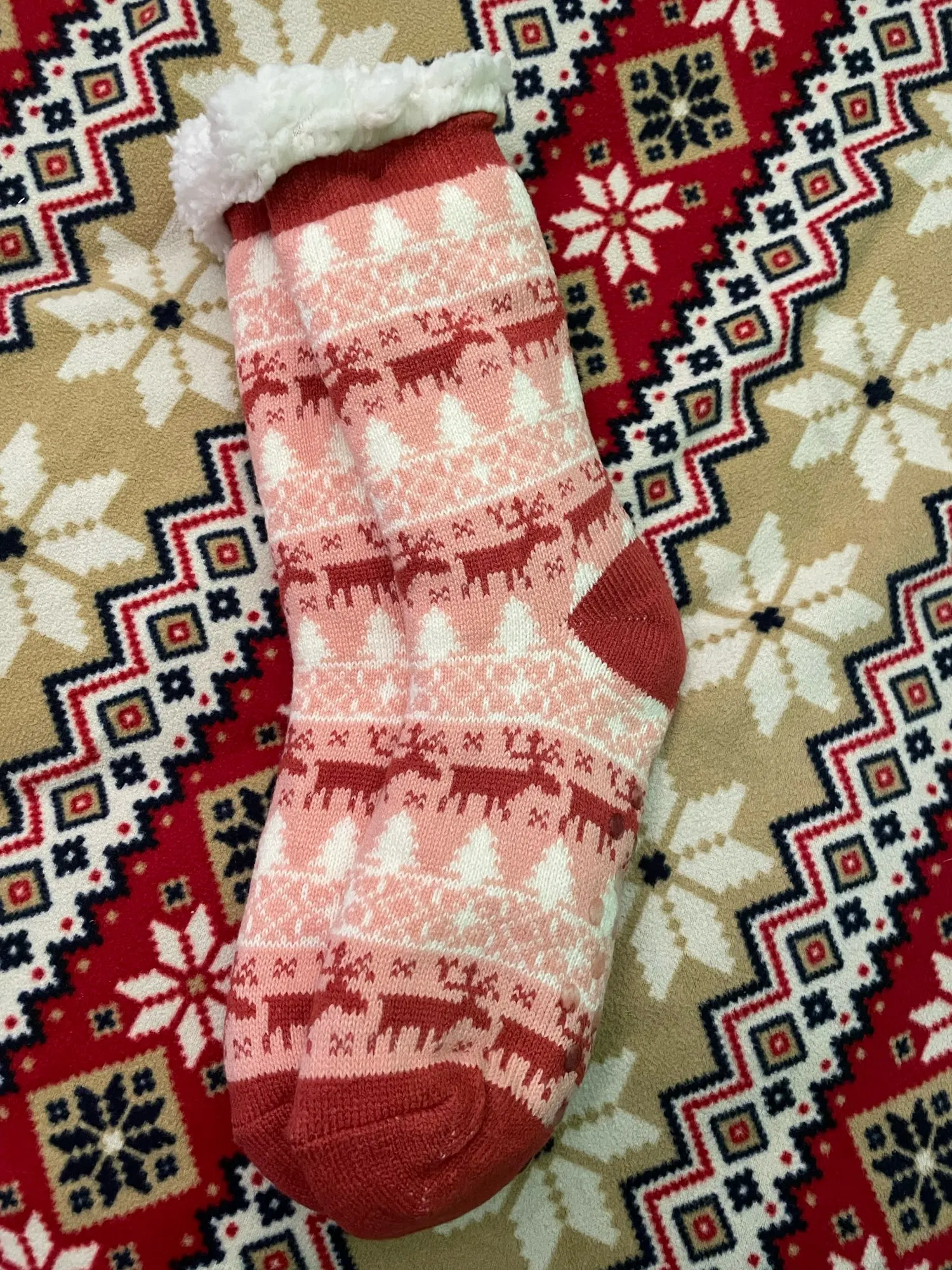 Flauschige Wintersocken mit niedlichen Tiermotiven photo review