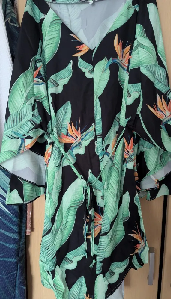 Women Print Dress Sexy V-Neck Bat Sleeve Ruffl Flowers Print Bohemian Beach Sundress Ladies Loose Summer Vacation Mini Dresses photo review