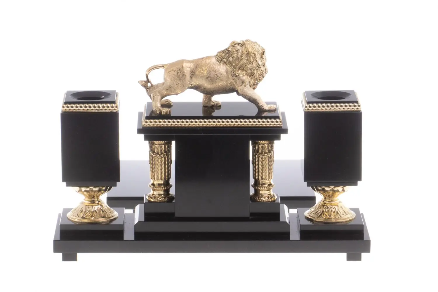 Рисунок 4 - Настольный прибор "Рычащий