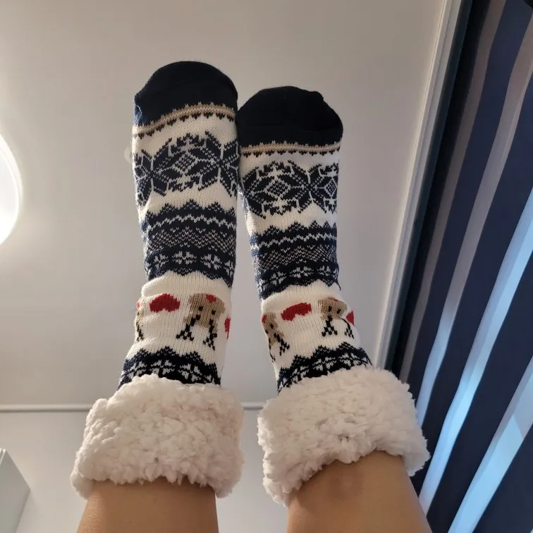 Flauschige Wintersocken mit niedlichen Tiermotiven photo review