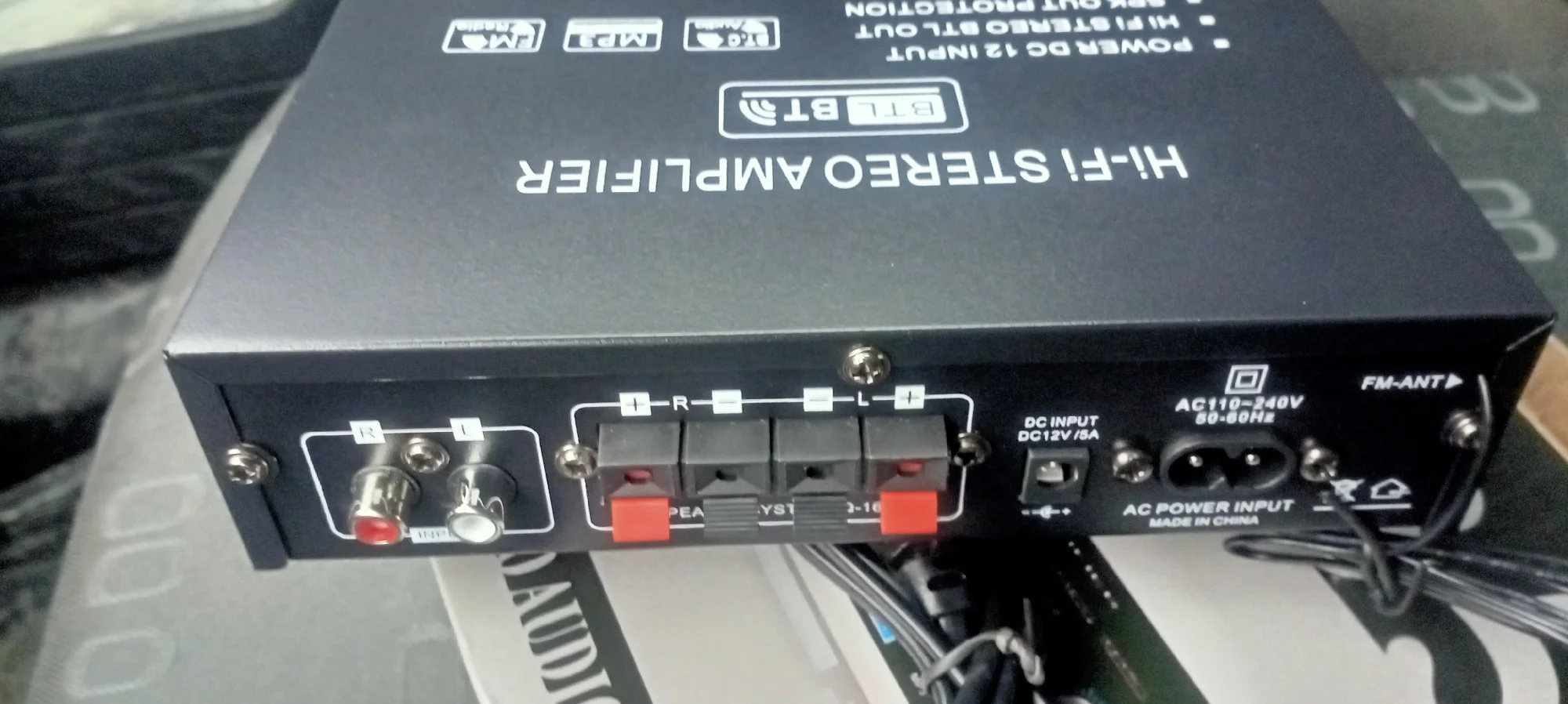 Отзыв о товаре Домашний усилитель мощности AK45/AK35 800 Вт, 2-канальный Bluetooth 5,0 мини Hi-Fi Цифровой стерео звуковой усилитель с поддержкой FM USB SD микрофонный вход от пользователя A***o