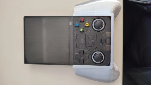 R36 ULTRA photo review