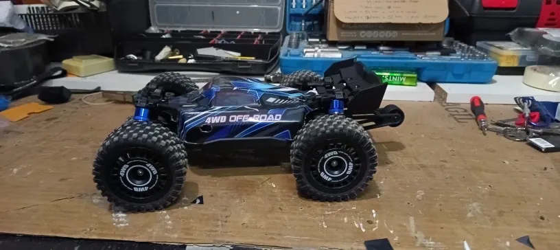 MJX Hyper Go 16208 1/16 Brushless Remote Control Monster Truck  RC 4X4 4WD 45km/h photo review