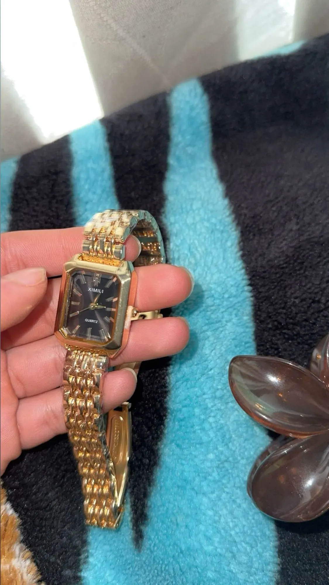 Women's 32mm Square Quartz Watch photo review