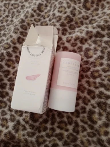 Hoygi Centella Asiatica Clay Mask Stick Soothing Calming Detoxifying Hydrating Anti-irritation photo review