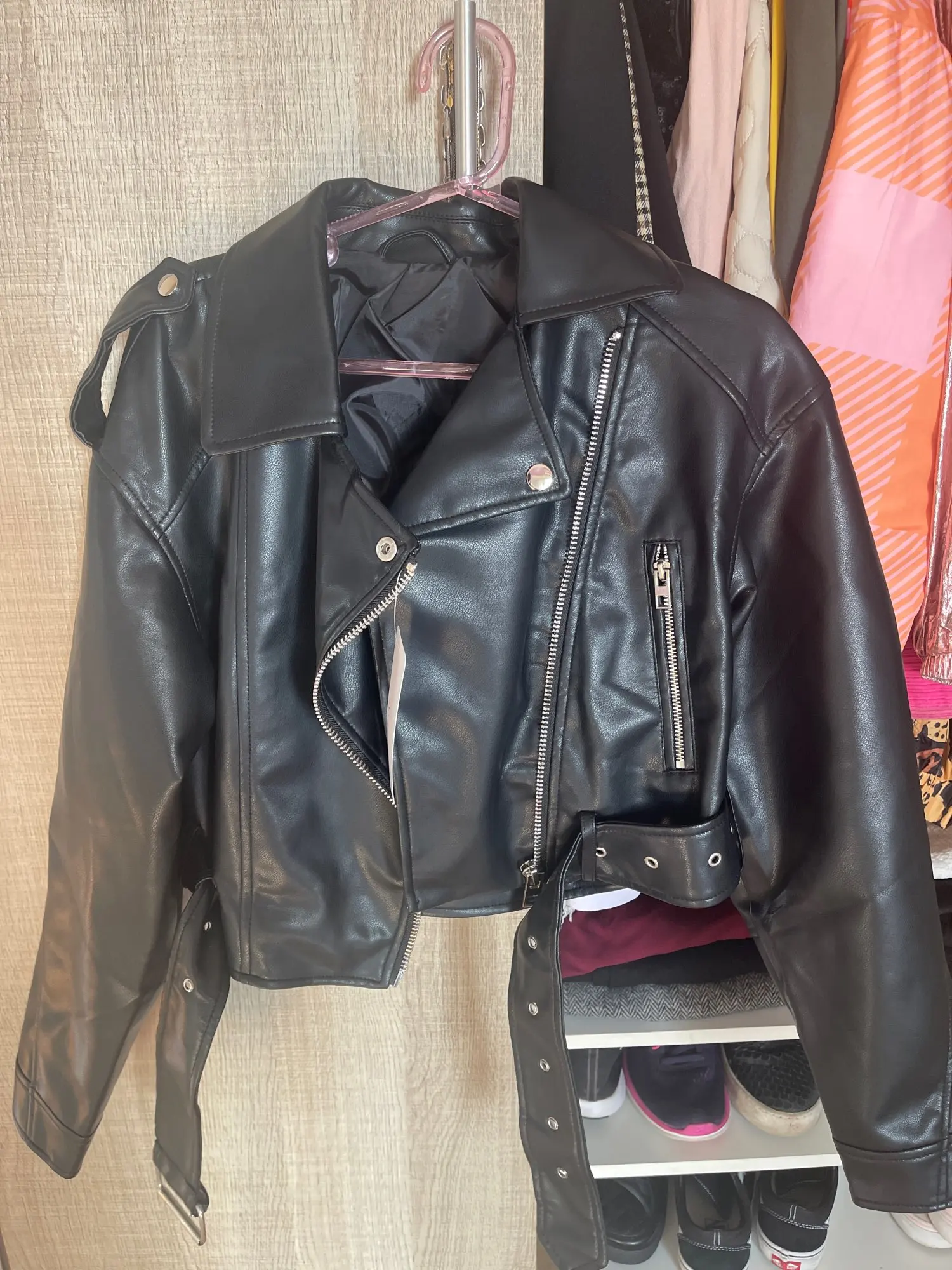 Ailegogo Faux Leather Short Jacket photo review