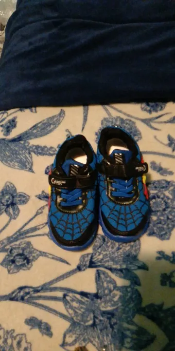 Disney LED Casual Sneakers Red Black For Spring Boys Spiderman Mesh Outdoor Shoes Children Lighted Non-slip Shoes Size 21-30 photo review