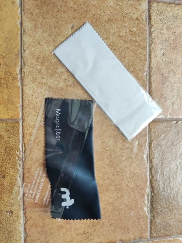 Microfiber Cleaning Cloths Premium Cloths for Phone Cleaning Glasses Lenses Screens and More photo review