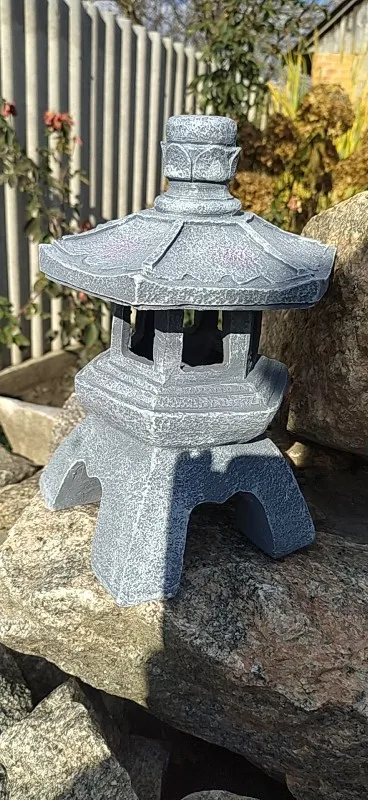 Zen Solar Tower: Chinese Garden Ornaments with Solar Power – Palace Lanterns, Stone Courtyard Pagoda photo review