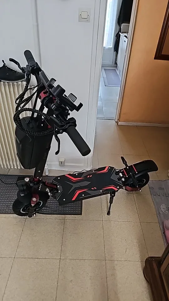 BOYUEDA Q7 Pro Max Smart Bluetooth Display City E-Scooter Foldable