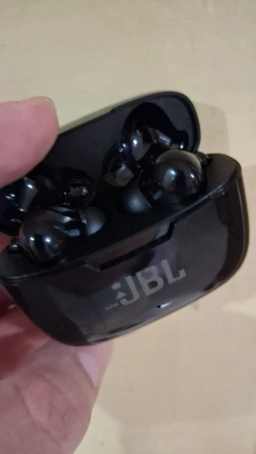 WWJBL Y113: Your Ultimate Bluetooth Earphones photo review