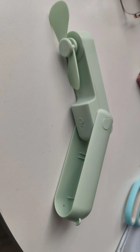 Mini ventilateur portable USB – Ventilateur pliable 3 vitesses, rechargeable, idéal pour voyage photo review