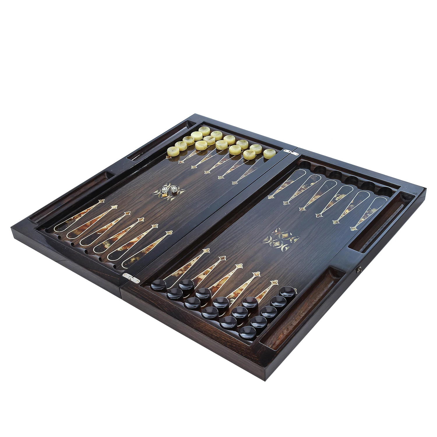 Рисунок 3 - Нарды деревянные с инкрустацией