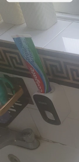 Automatic Toothpaste Single Dispenser photo review