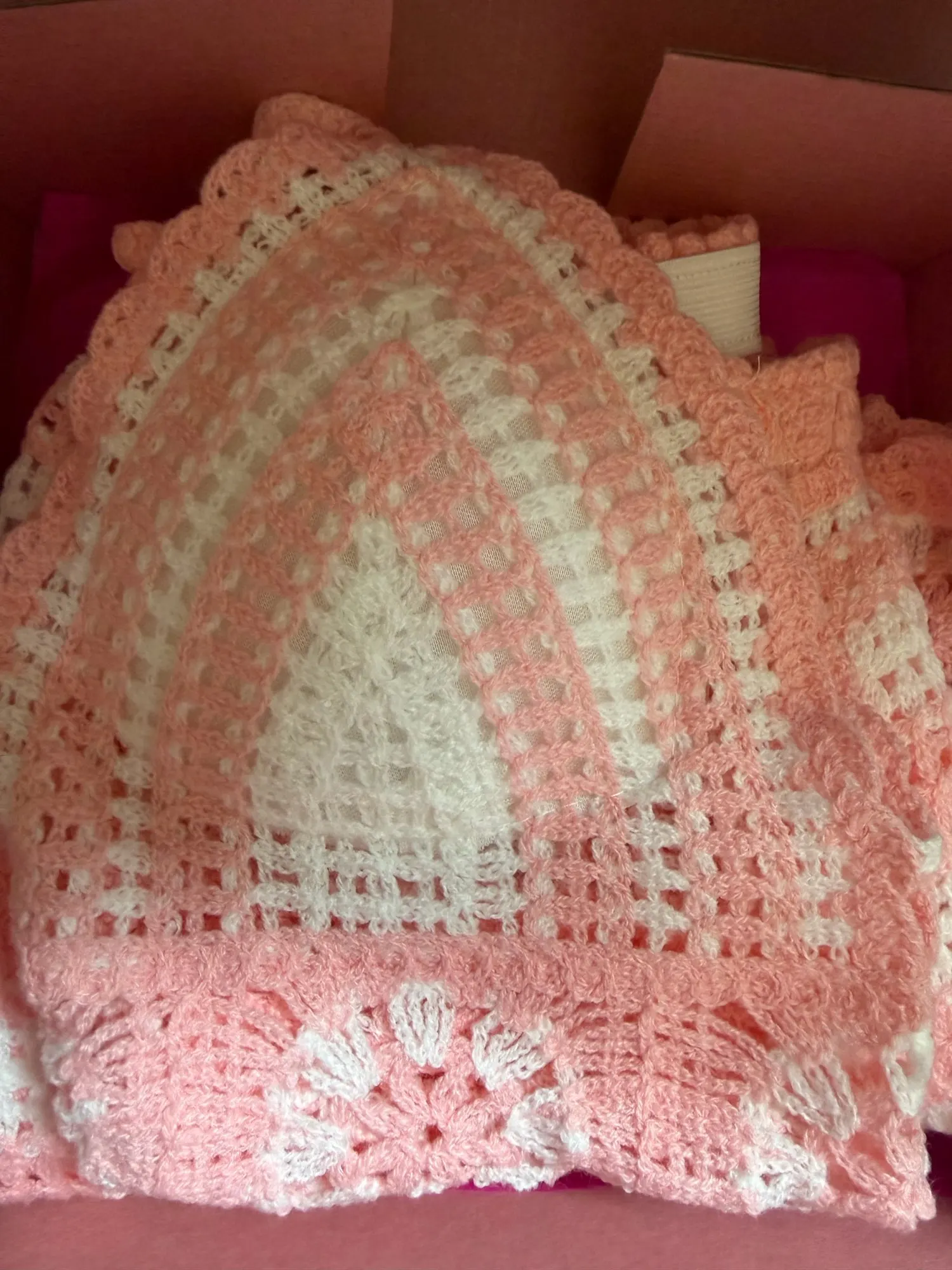 SINGREINY Beach Vacation Knit 2pcs Suits Women Halter Sleeveless Lace Up Camis+Elastic Waist Shorts Hook Flower Hollow 2pcs Set photo review